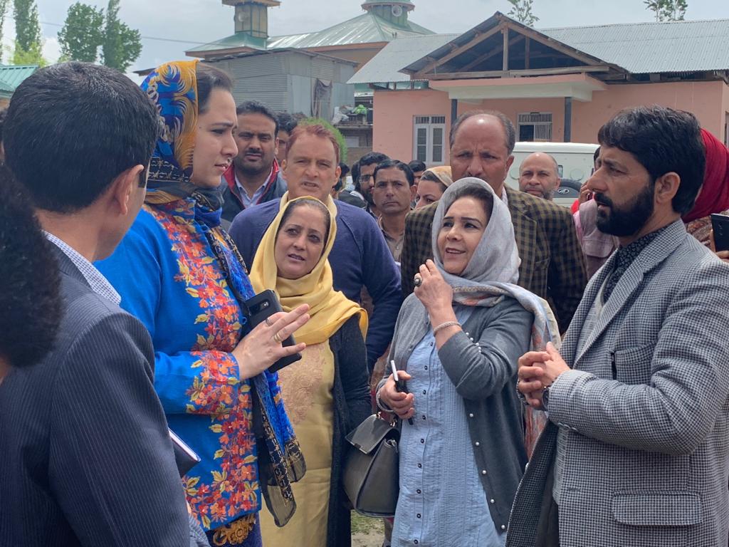 Worthy Deputy Commissioner Budgam and Chief Education Officer Budgam on visit to different schools o